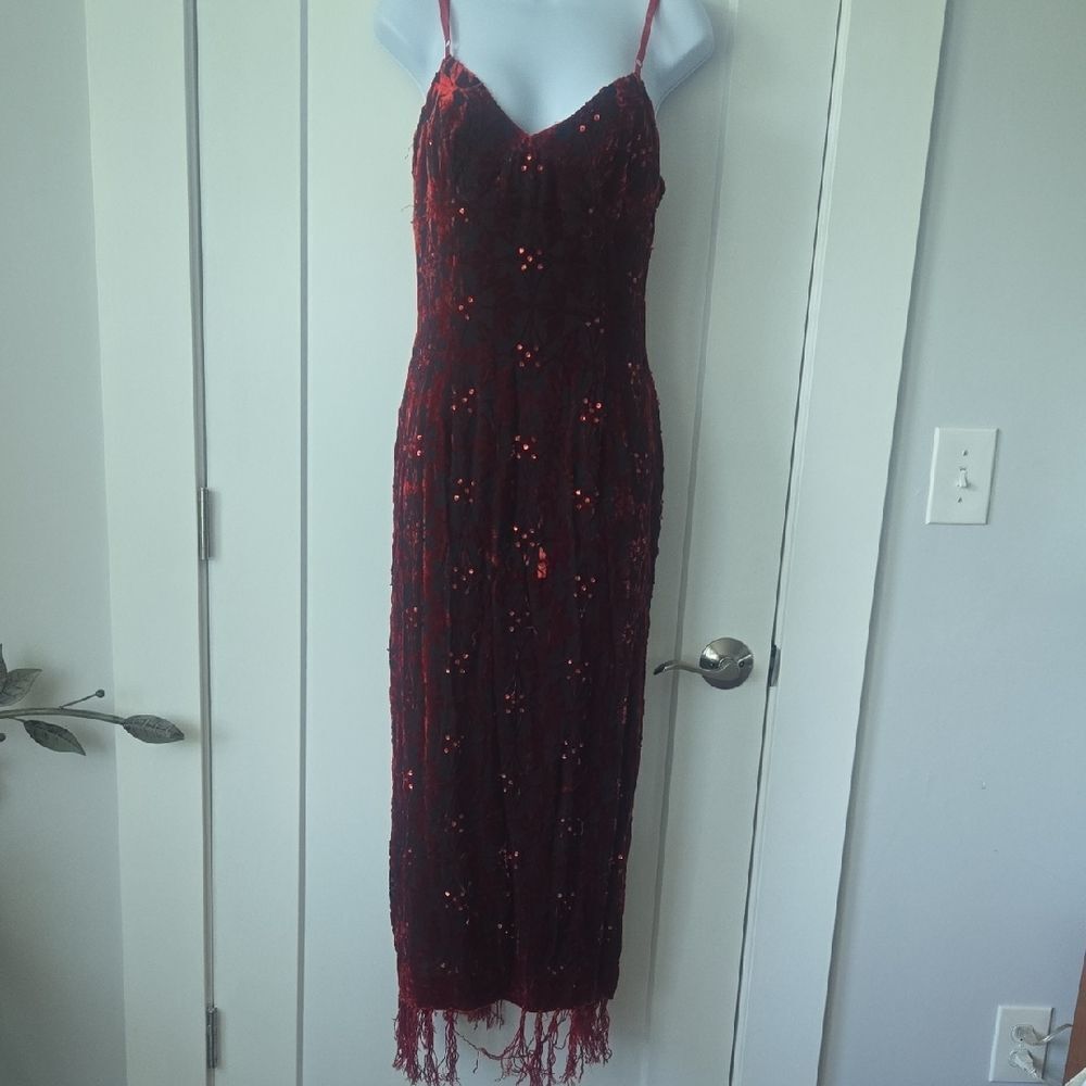 Muse Red Spaghetti Strap Sheath Maxi Dress